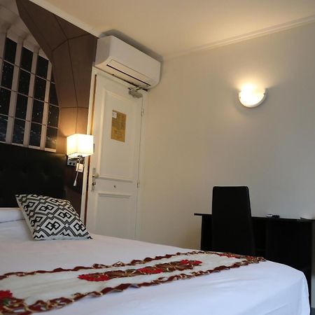 Hotel Princesse Isabelle Puteaux Exterior photo